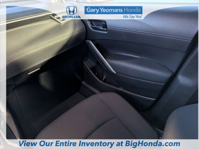 Used 2023 Toyota Corolla Cross LE AWD/4WD image 17
