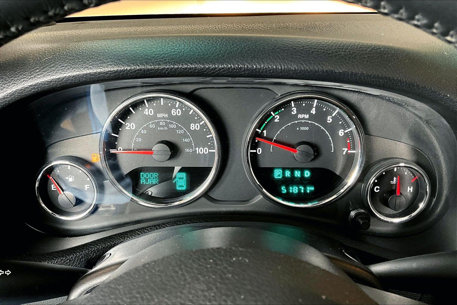 Used 2015 Jeep Wrangler Sahara w/ Connectivity Group AWD/4WD image 14