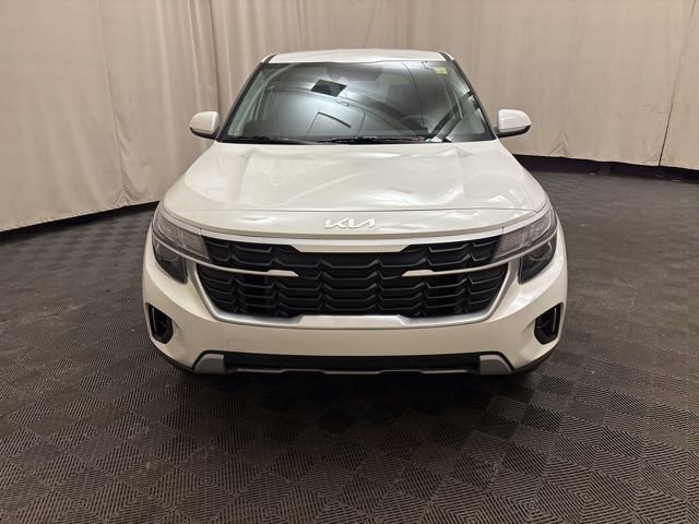 Certified 2026 Kia Seltos LX image 2