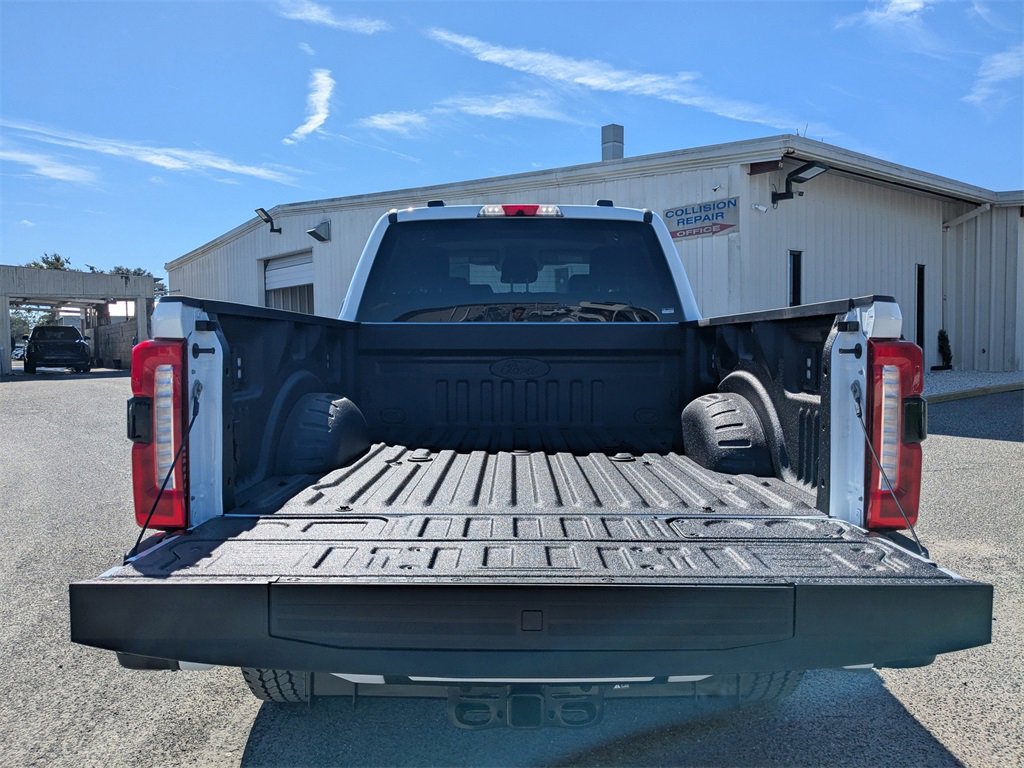 New 2026 Ford F250 Lariat image 12