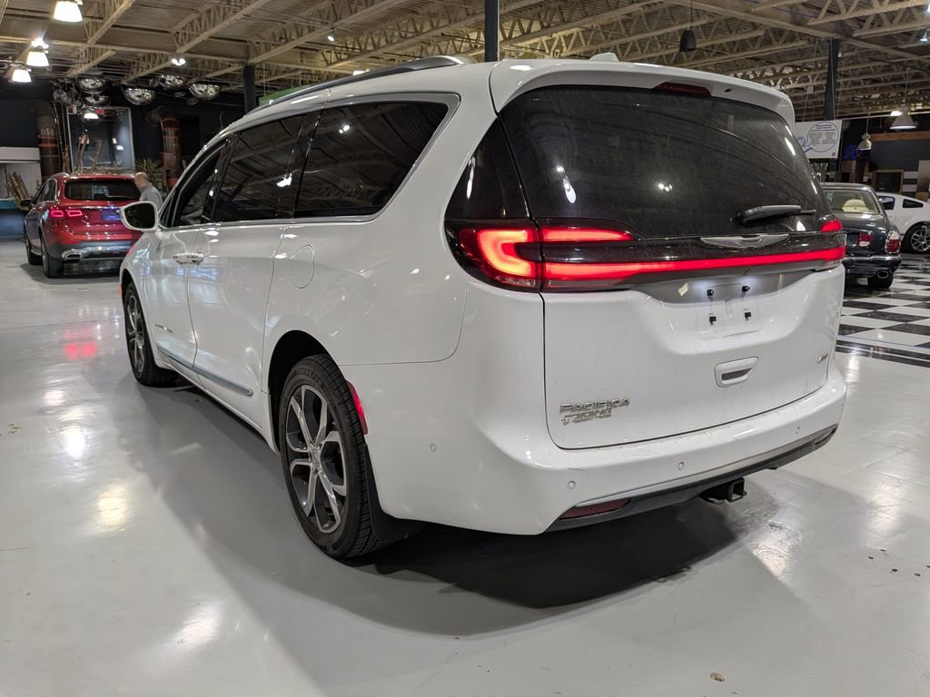 Used 2021 Chrysler Pacifica Pinnacle image 11