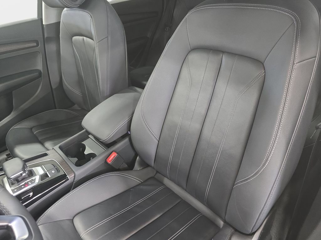 Used 2023 Audi Q5 2.0T Premium image 23