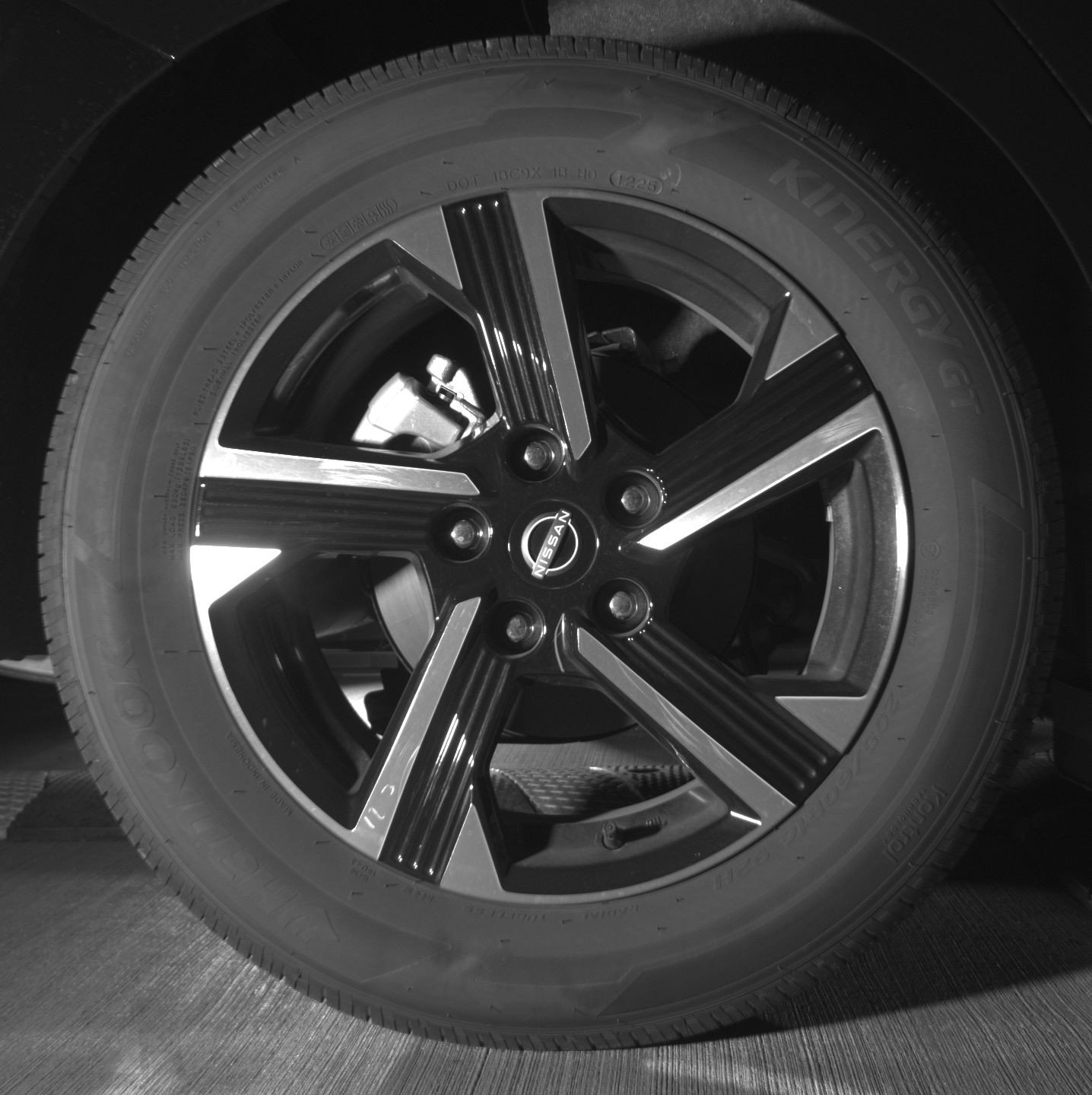 Used 2025 Nissan Sentra SV image 15