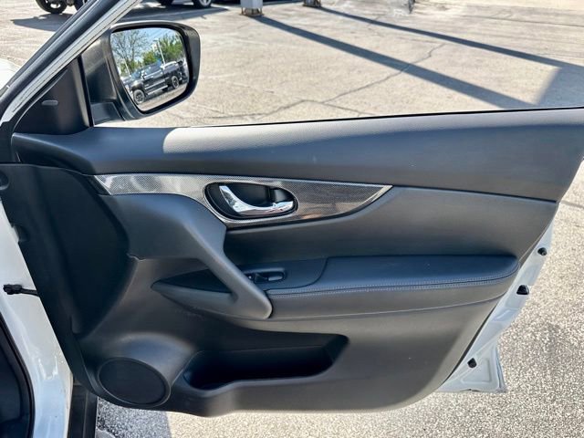 Used 2016 Nissan Rogue SL w/ SL Premium Package AWD/4WD image 23