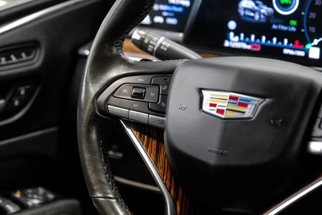 Used 2021 Cadillac Escalade ESV Premium Luxury AWD/4WD image 25