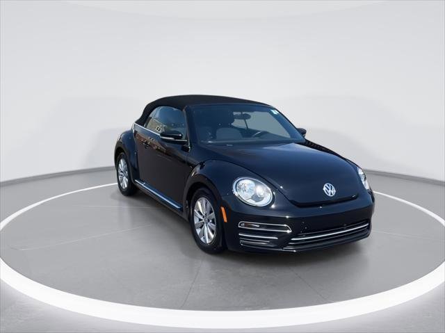 Used 2018 Volkswagen Beetle 2.0T S FWD image 2