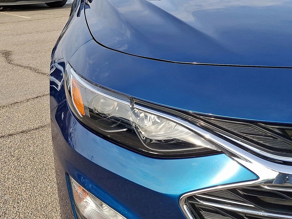 Used 2019 Chevrolet Malibu LT image 13
