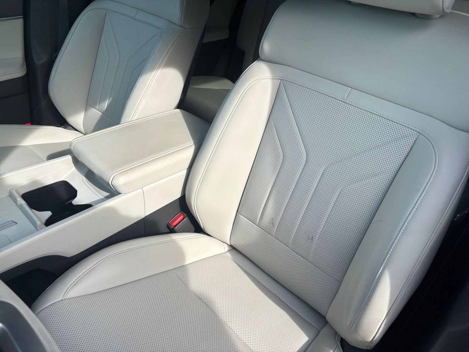 Used 2025 Hyundai Santa Fe SEL image 34