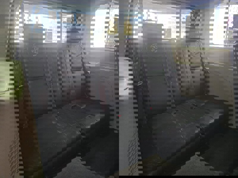 Used 2012 Cadillac Escalade Platinum image 21