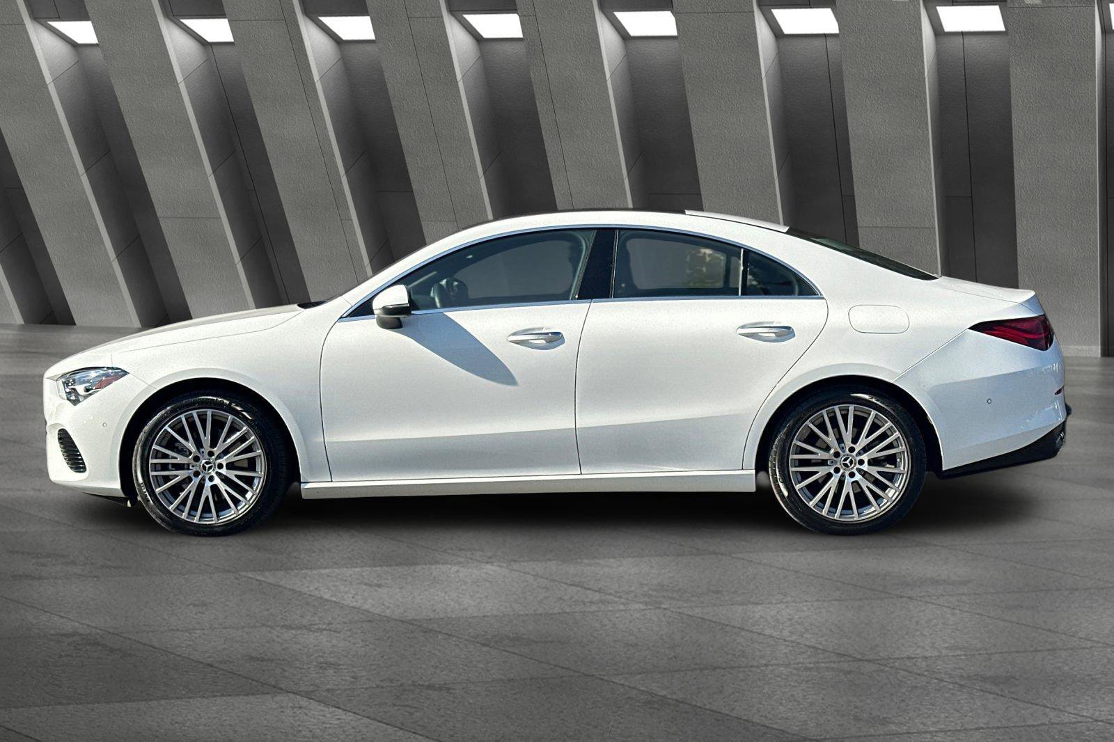 Used 2025 Mercedes-Benz CLA 250 image 7