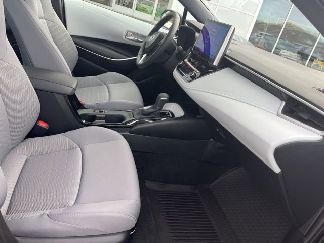 Used 2025 Toyota Corolla SE image 24