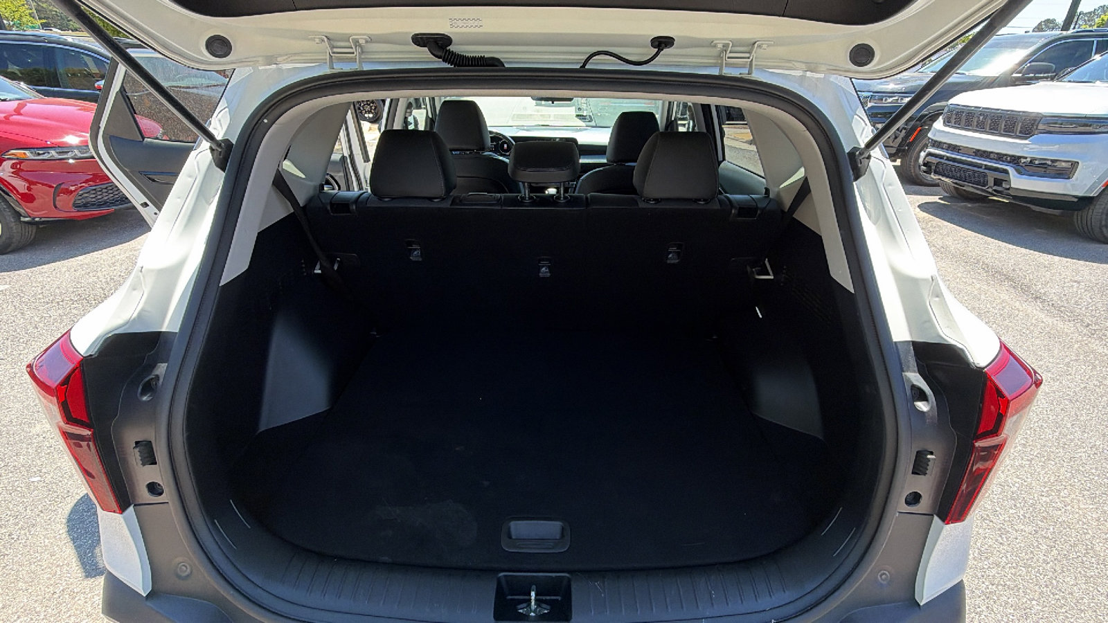 Used 2024 Kia Seltos S FWD image 13