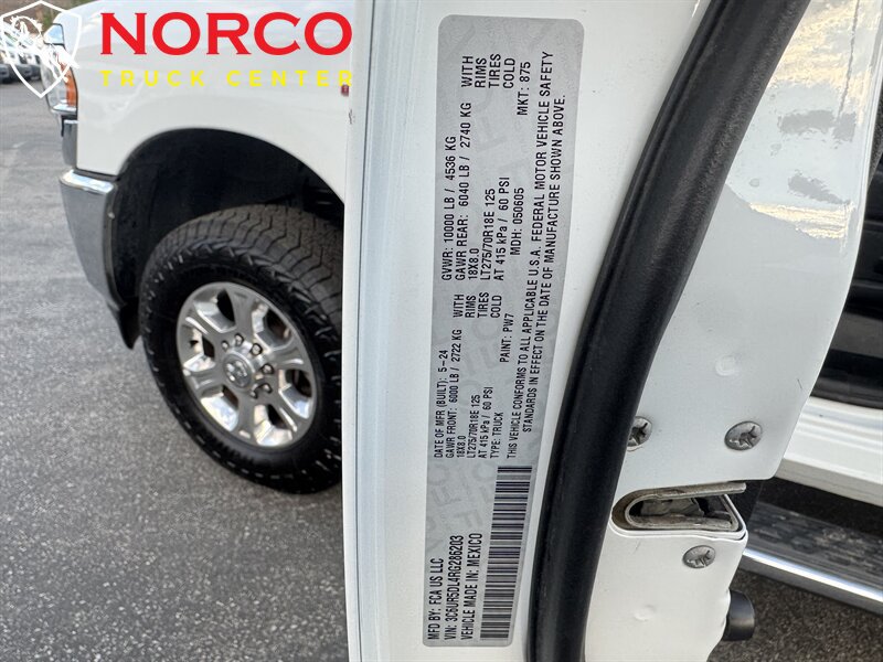 Used 2024 RAM 2500 Big Horn AWD/4WD image 29