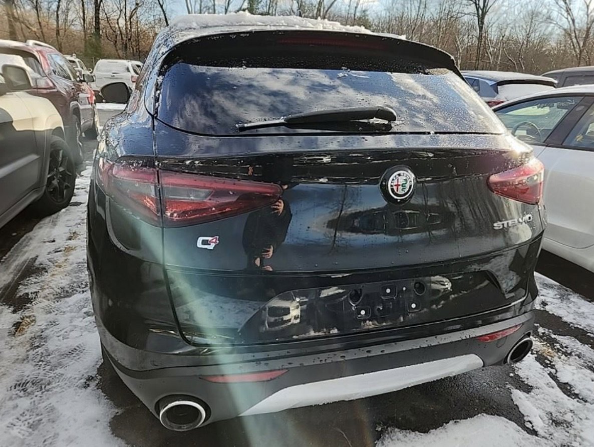 Used 2018 Alfa Romeo Stelvio Ti image 5