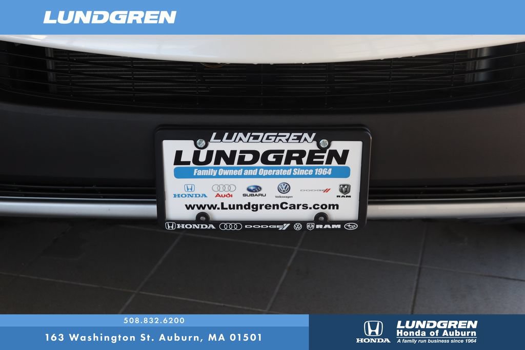 Used 2015 Toyota RAV4 Limited w/ Technology Package AWD/4WD image 30
