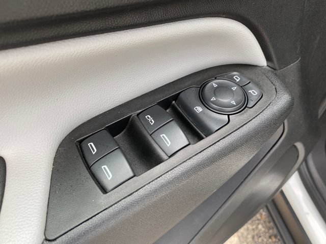 Certified 2022 Chevrolet Equinox LS w/ Driver Confidence II Package AWD/4WD image 17