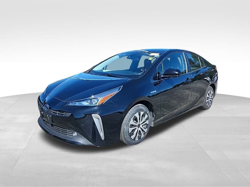 Used 2020 Toyota Prius LE image 8