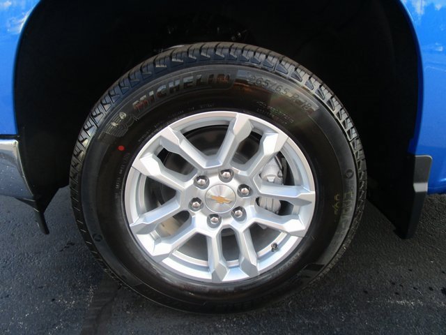 New 2026 Chevrolet Silverado 1500 LT image 2