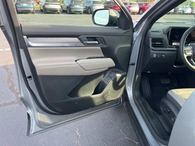 Used 2026 GMC Terrain Elevation w/ Elevation Premium Package AWD/4WD image 4