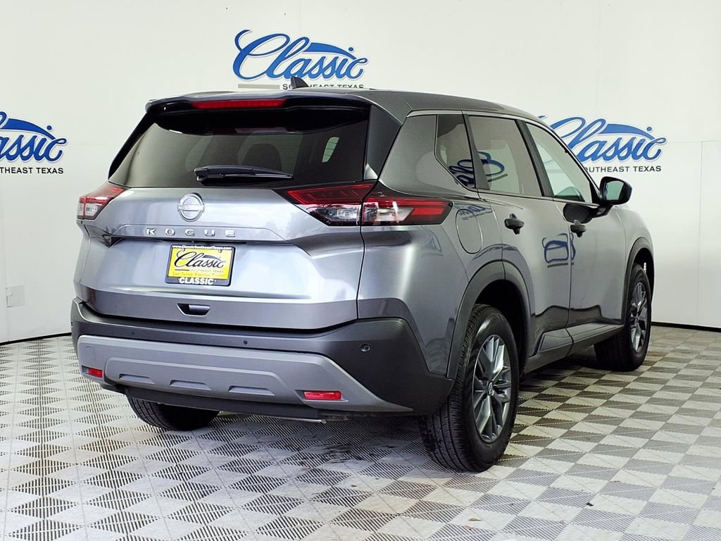 Used 2023 Nissan Rogue S FWD image 6