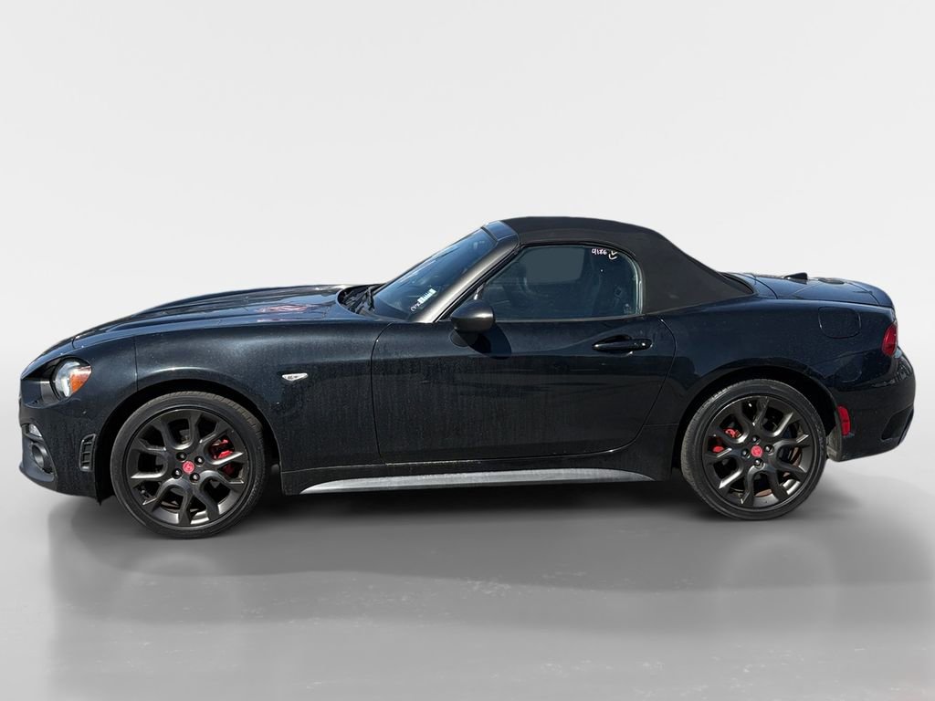 Used 2017 FIAT 124 Spider Abarth RWD image 2