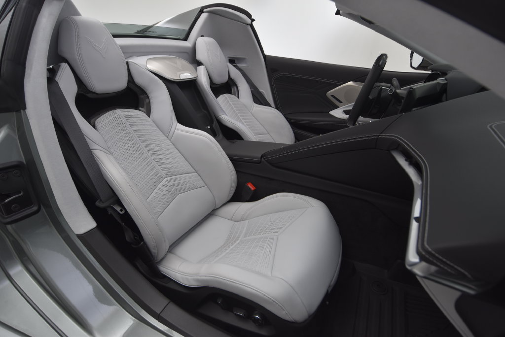 Used 2024 Chevrolet Corvette Z06 RWD image 50