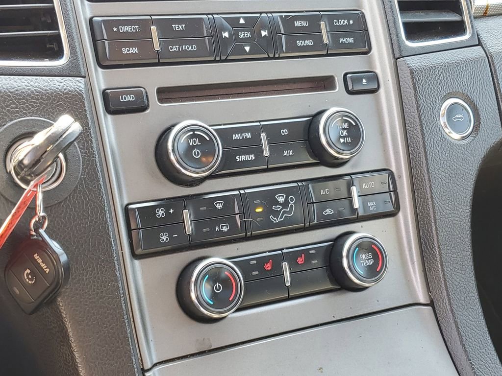 Used 2010 Ford Taurus SEL FWD image 20