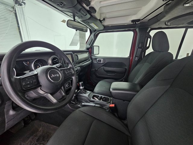 Used 2022 Jeep Gladiator Sport image 12