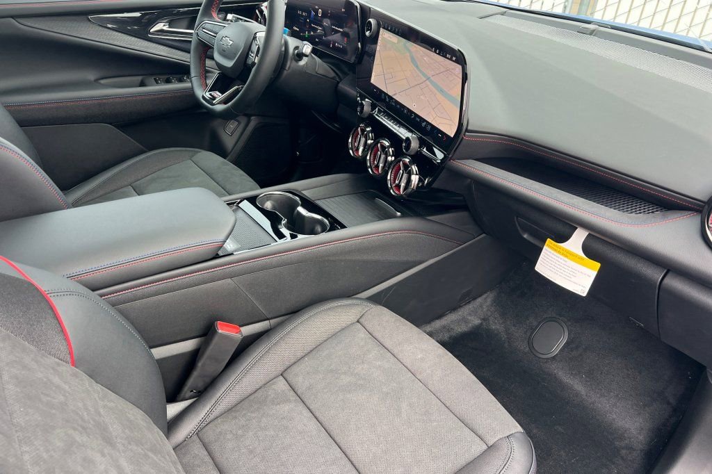 New 2026 Chevrolet Blazer EV RS image 13