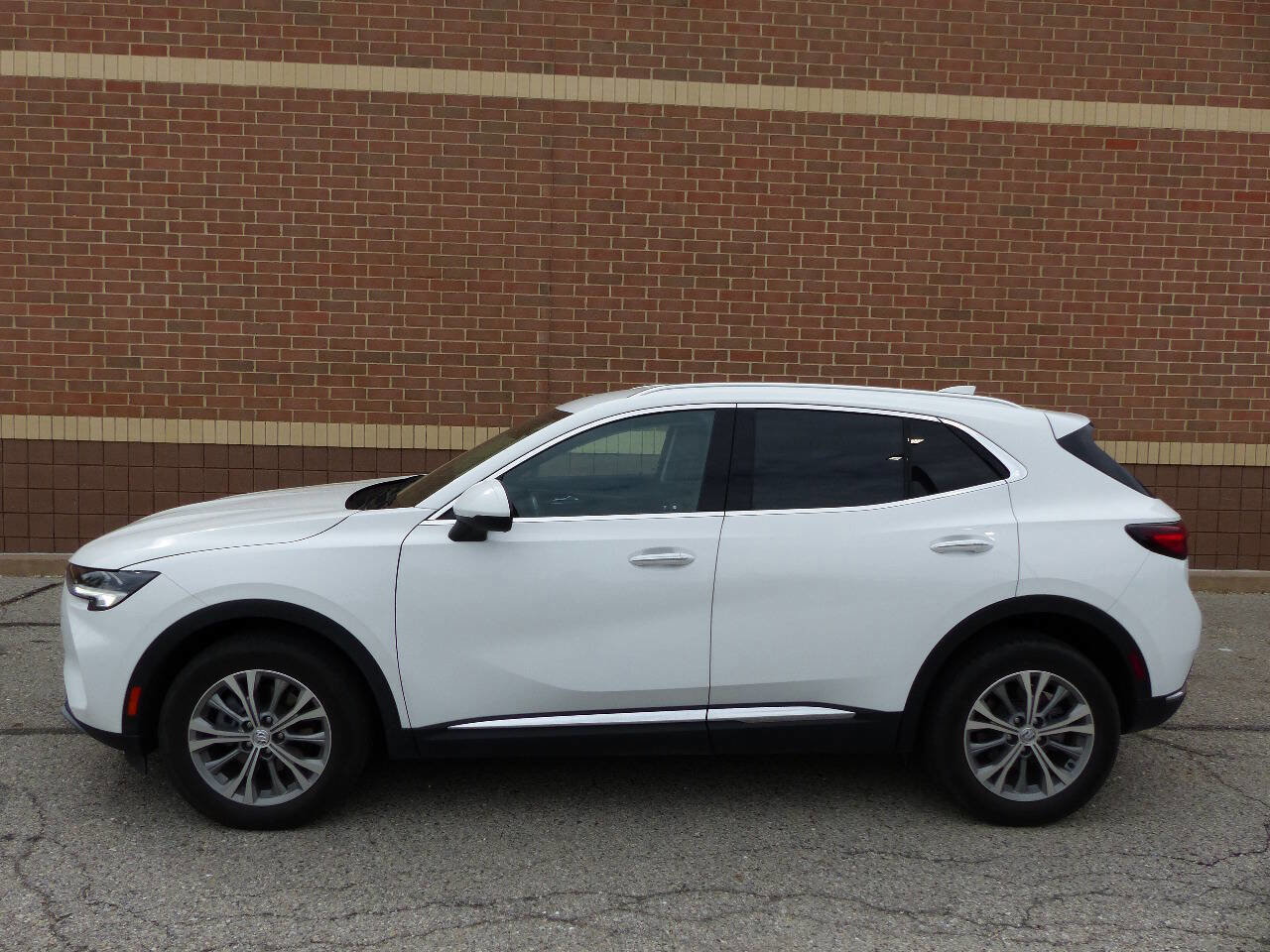 Used 2022 Buick Envision Preferred FWD image 5