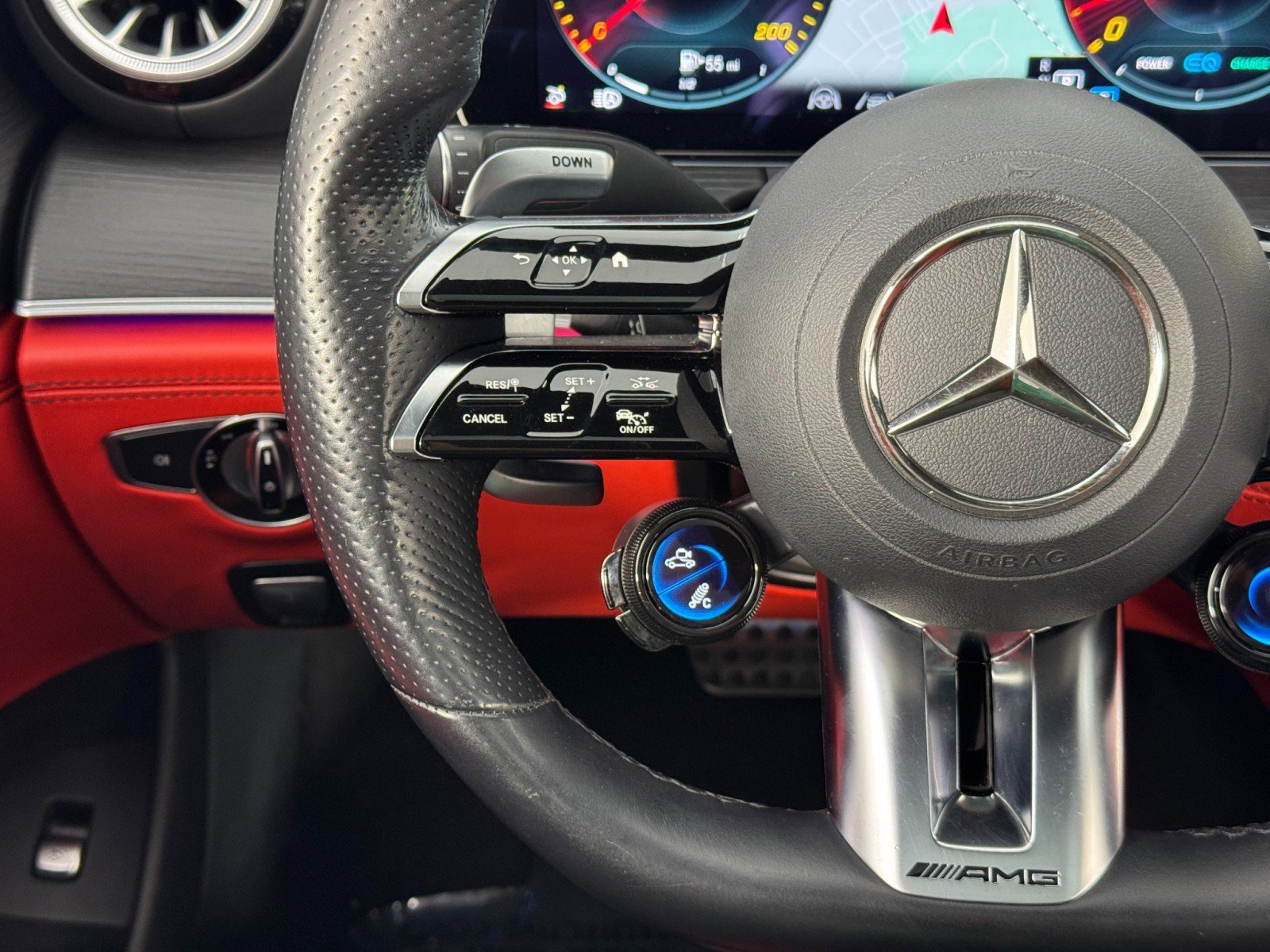 Used 2022 Mercedes-Benz AMG GT 43 w/ Driver Assistance Package image 25