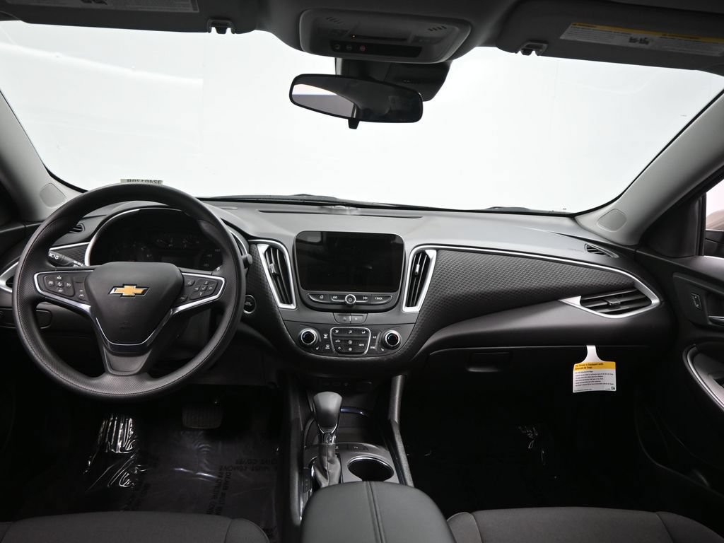 New 2024 Chevrolet Malibu LT FWD image 23