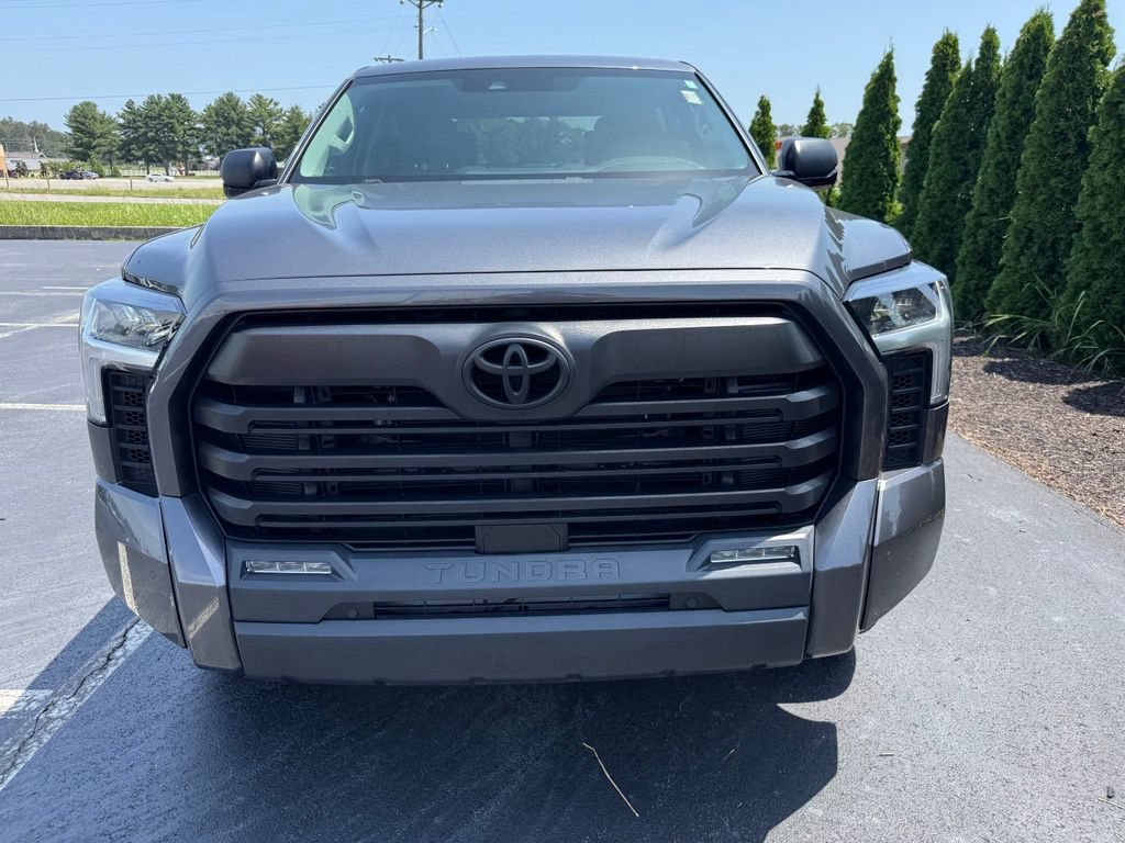 Used 2023 Toyota Tundra SR5 w/ SR5 Convenience Package AWD/4WD image 7