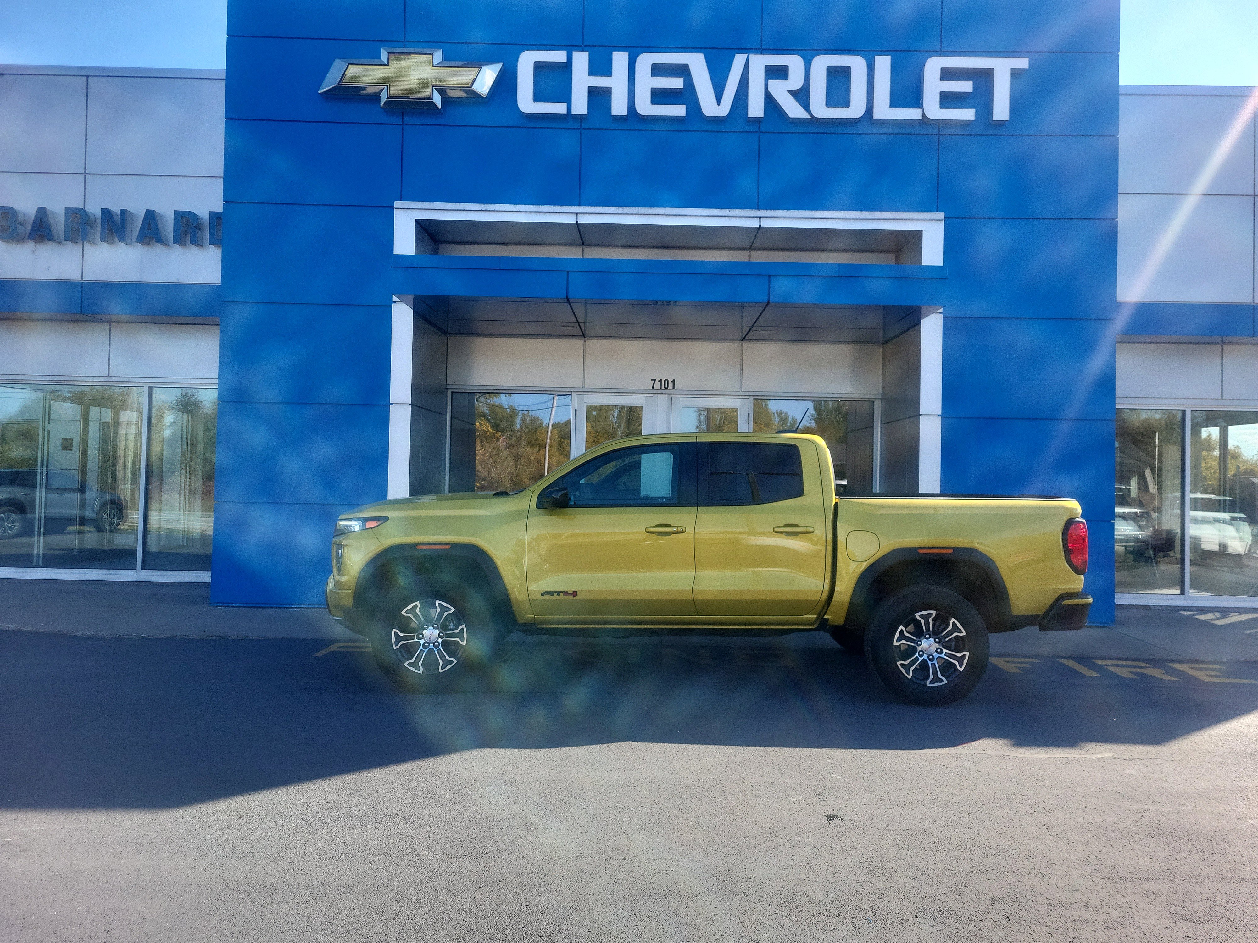 Certified 2023 GMC Canyon AT4 w/ AT4 Premium Package image 6