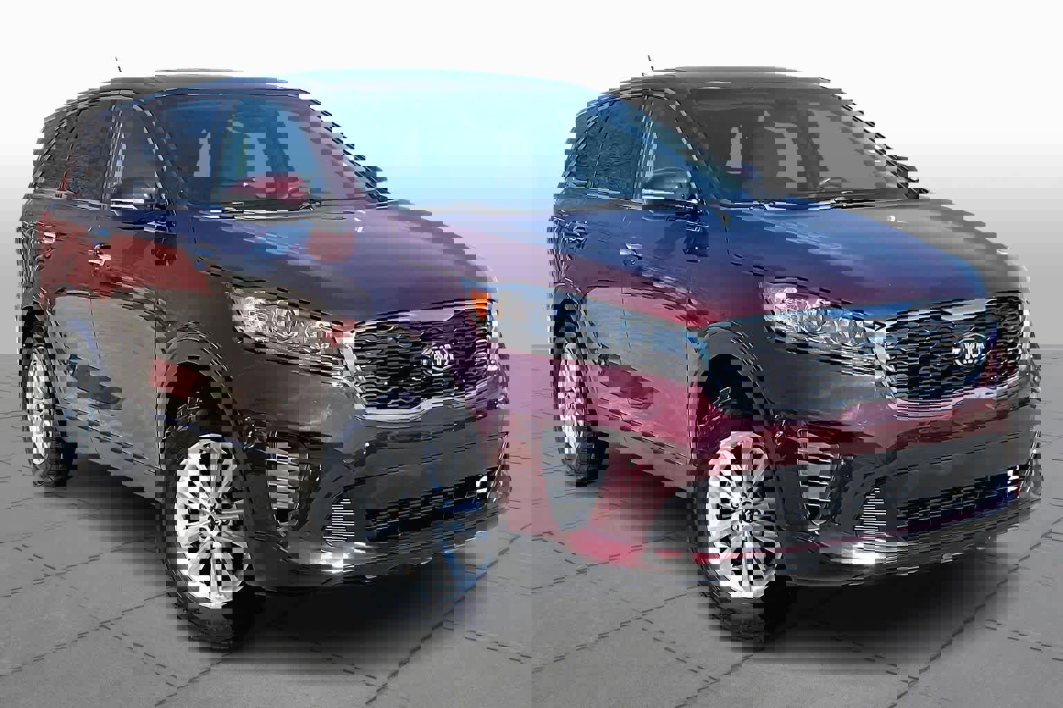 Used 2019 Kia Sorento LX image 3