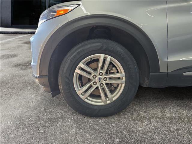 Certified 2023 Ford Explorer XLT w/ Equipment Group 202A AWD/4WD image 14