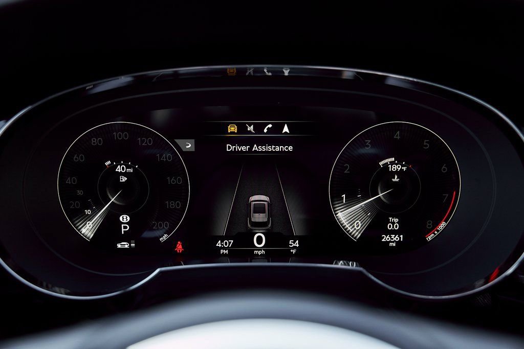 Used 2022 Bentley Bentayga image 59