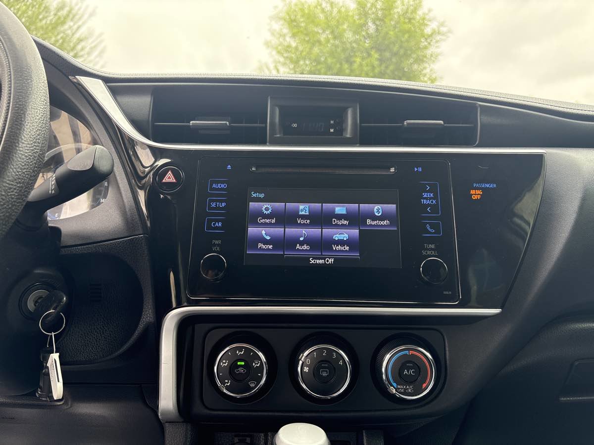 Used 2019 Toyota Corolla L w/ Carpet Mat Package (TMS) image 20