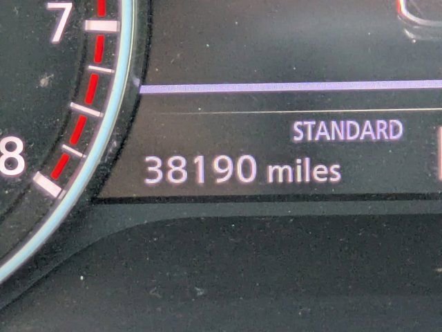 Used 2023 Nissan Pathfinder SL w/ Lighting Package (N92) image 25