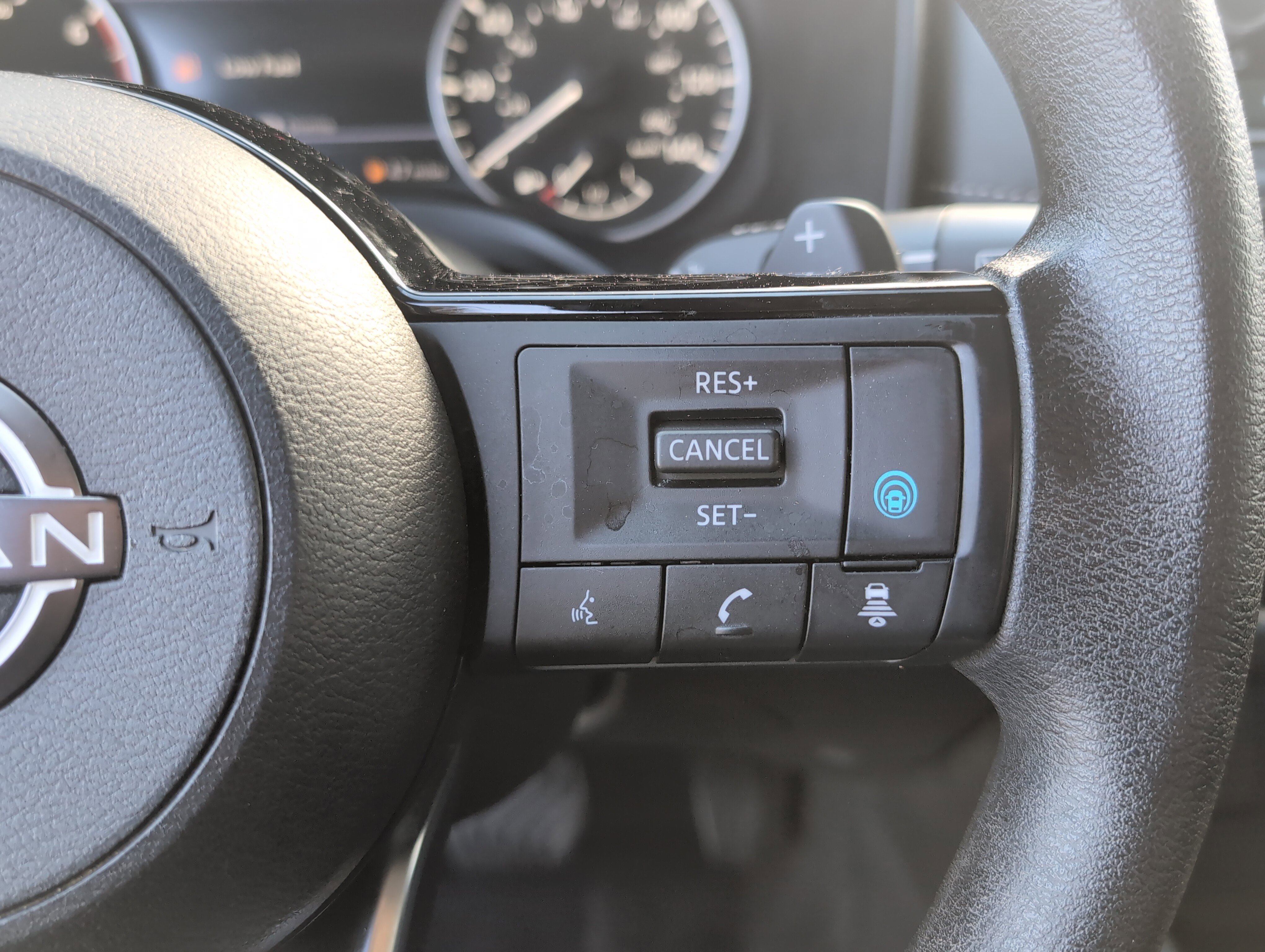 Used 2023 Nissan Rogue SV AWD/4WD image 20