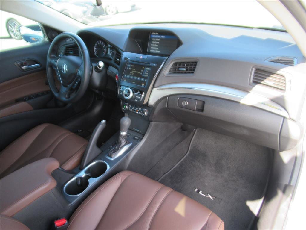 Used 2022 Acura ILX w/ Premium Package image 10