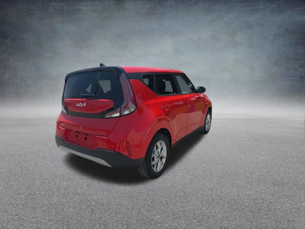 Used 2023 Kia Soul LX w/ LX Technology Package image 22
