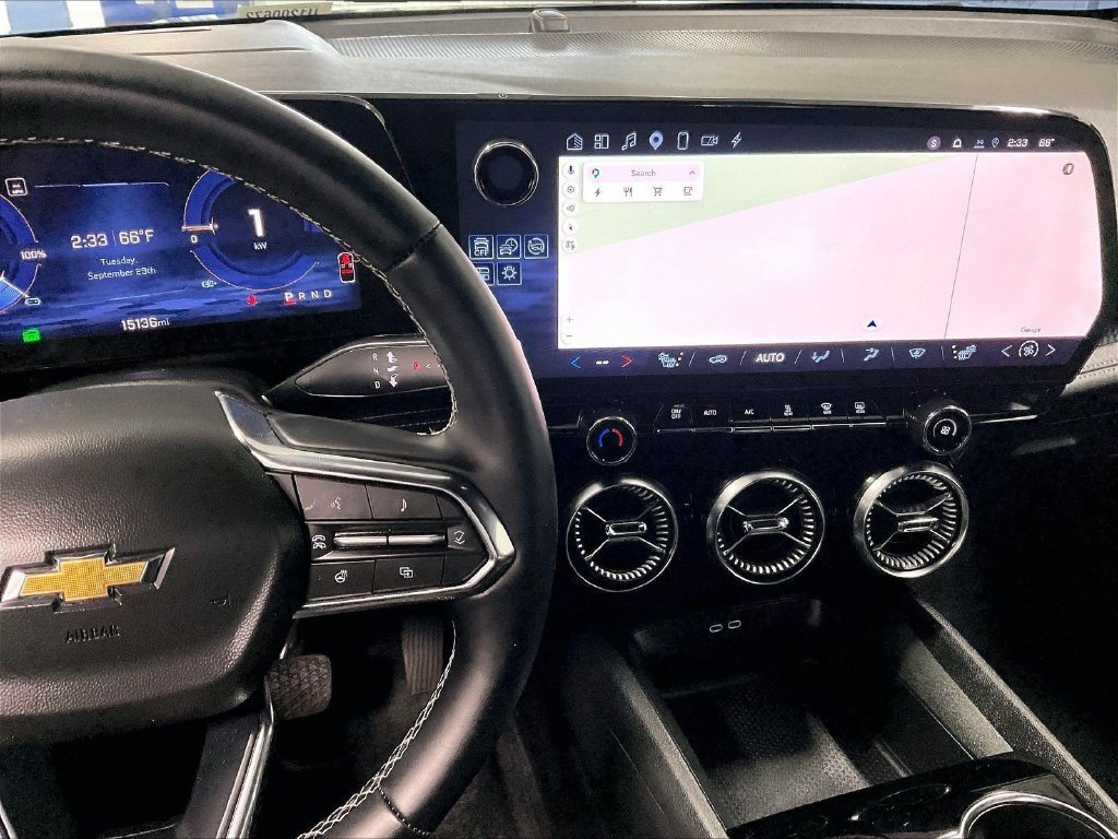 Used 2024 Chevrolet Blazer EV LT AWD/4WD image 19