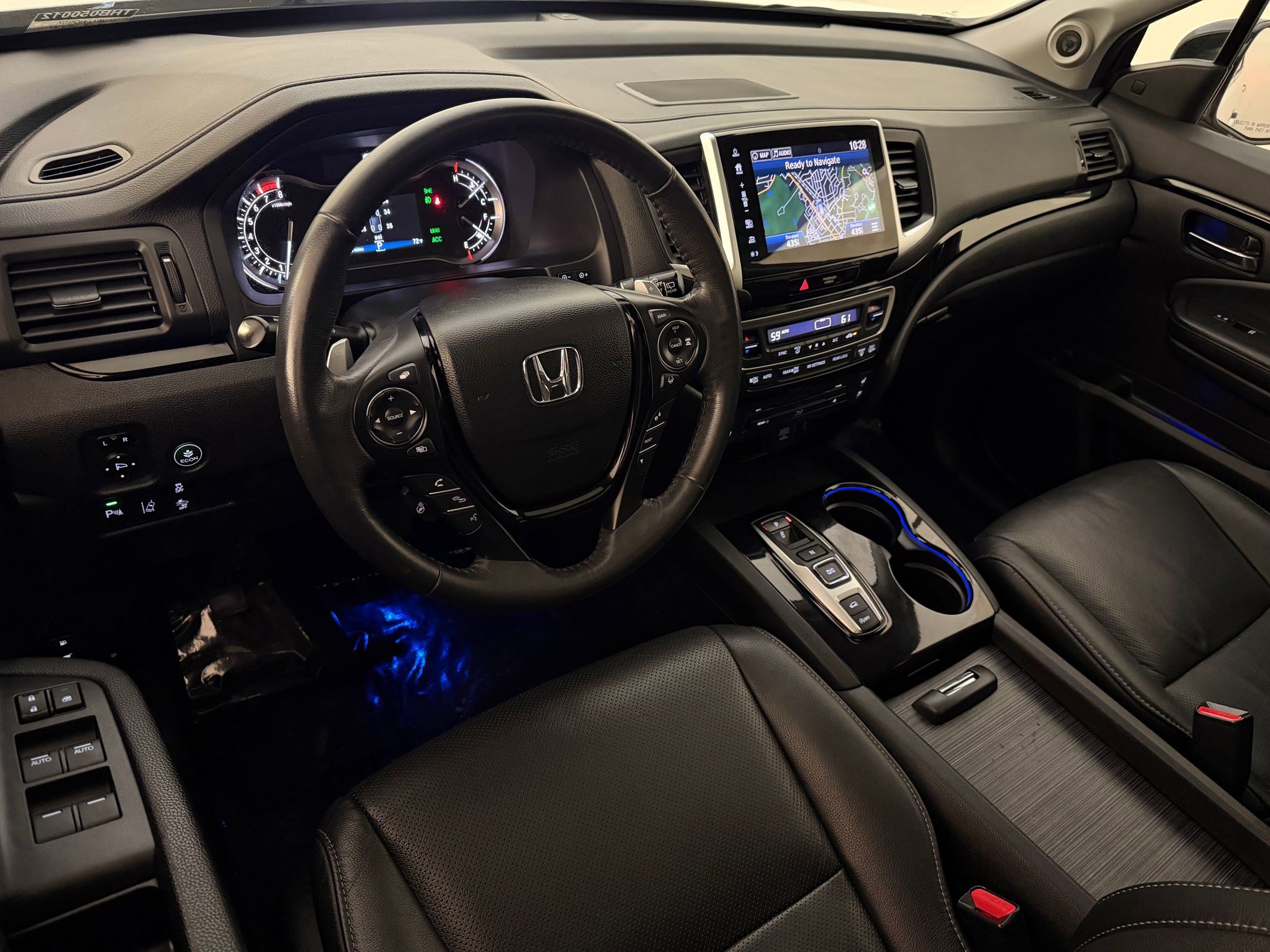 Used 2017 Honda Pilot Elite image 4