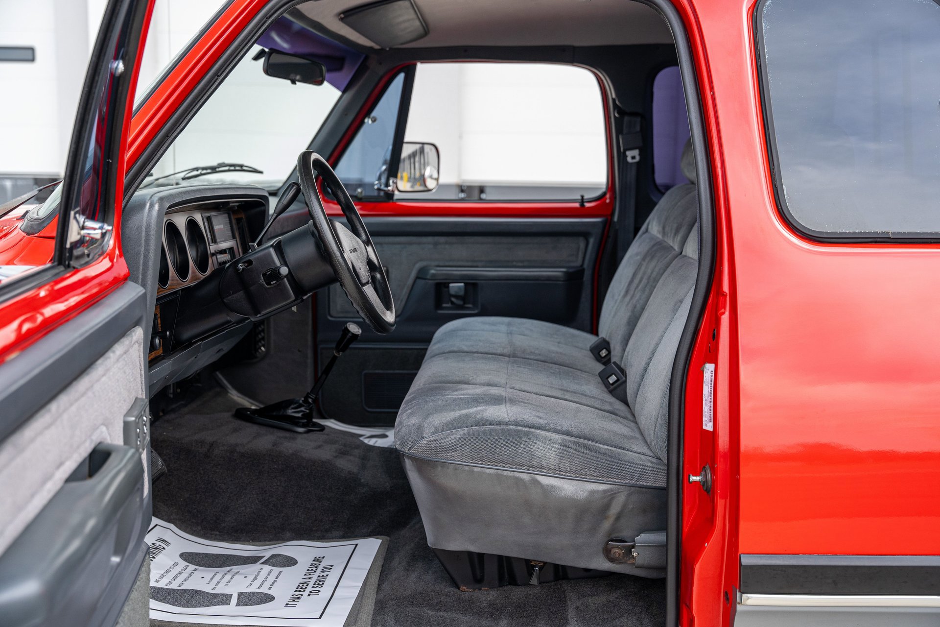 Used 1993 Dodge D/W Truck 250 image 33