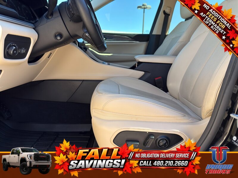 Used 2022 Jeep Grand Cherokee L Limited w/ Luxury Tech Group II AWD/4WD image 17