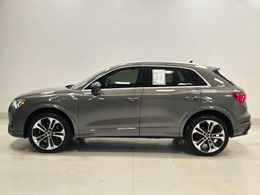Used 2021 Audi Q3 2.0T Premium Plus w/ Premium Plus Package AWD/4WD image 3