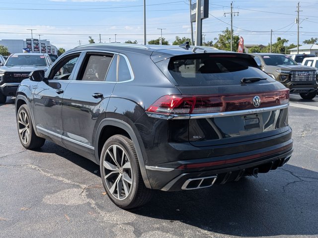 Used 2025 Volkswagen Atlas Cross Sport SEL Premium R-Line AWD/4WD image 8