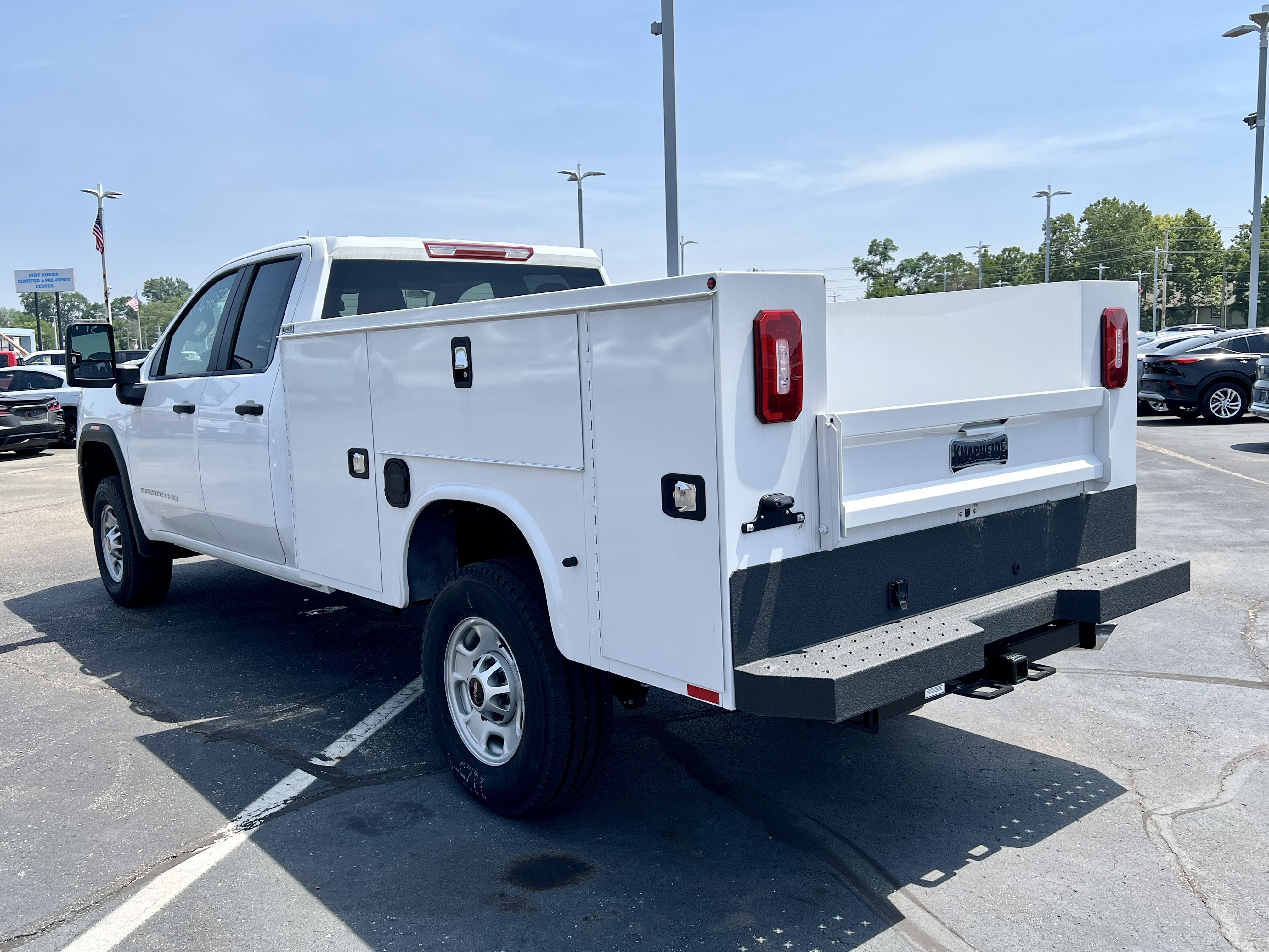 New 2025 GMC Sierra 2500 Pro w/ Convenience Package image 3