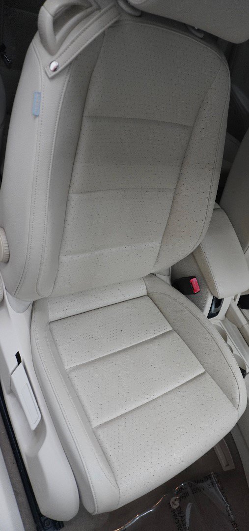 Used 2015 Volkswagen Eos Komfort FWD image 9